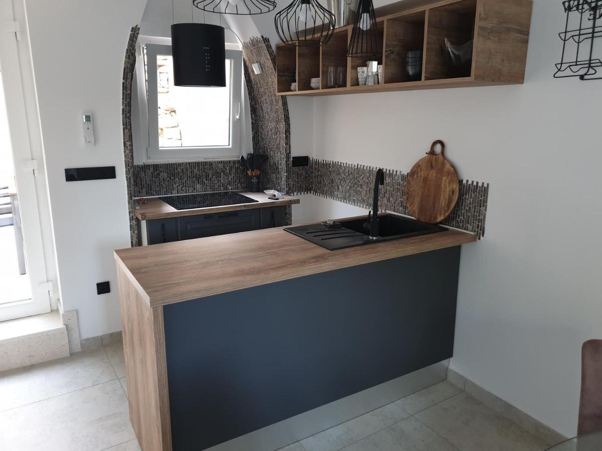 Castel Διαμέρισμα Mali Lošinj Εξωτερικό φωτογραφία