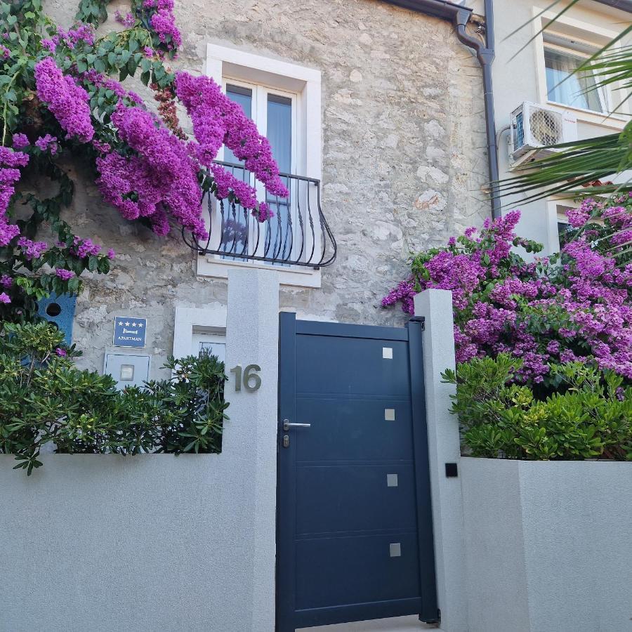 Castel Διαμέρισμα Mali Lošinj Εξωτερικό φωτογραφία